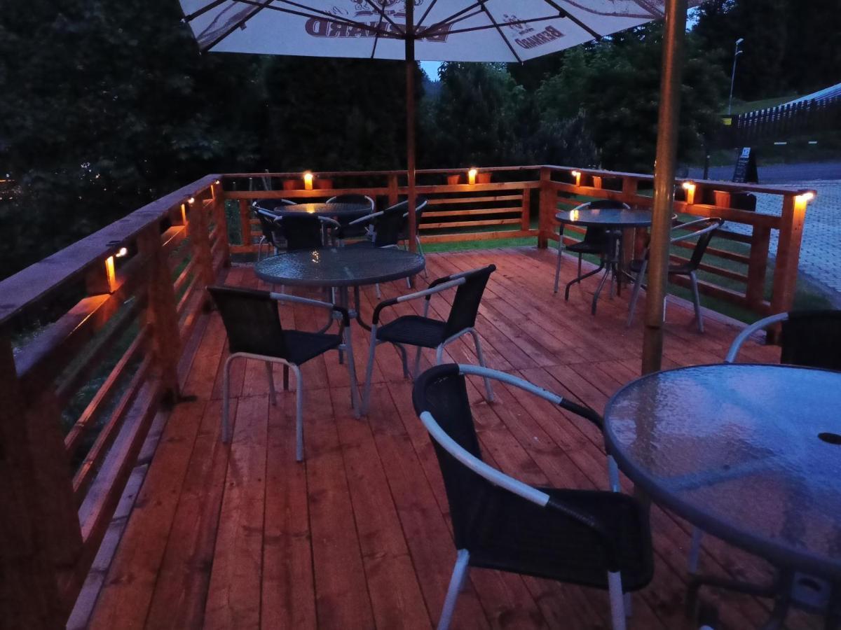 Desná Rodinny "Hotel U Mustku" מראה חיצוני תמונה