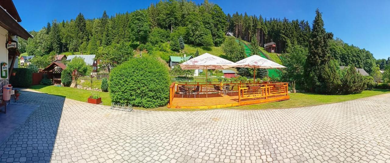 Desná Rodinny "Hotel U Mustku" מראה חיצוני תמונה
