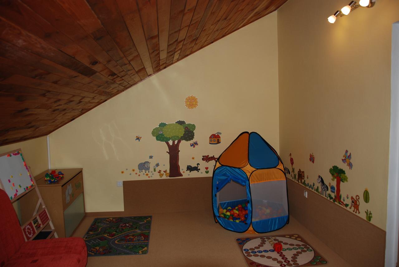 Desná Rodinny "Hotel U Mustku" מראה חיצוני תמונה