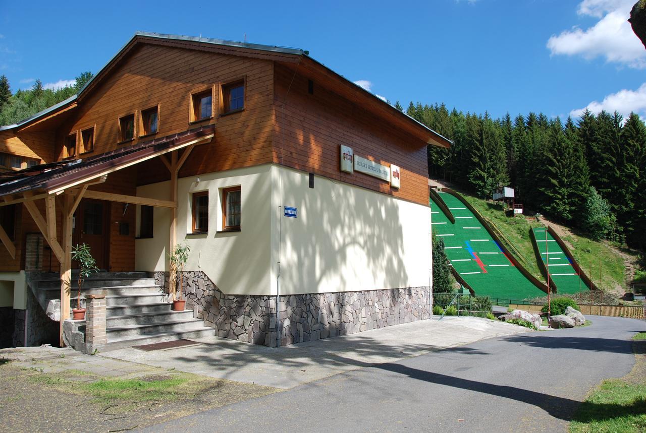 Desná Rodinny "Hotel U Mustku" מראה חיצוני תמונה